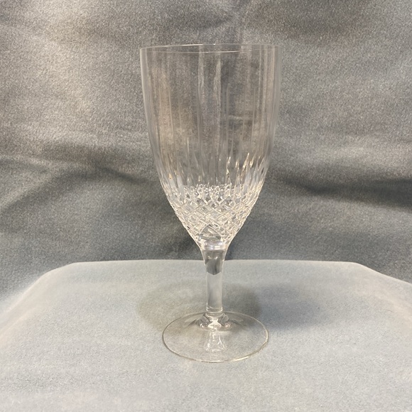 Cristal DArques Water or Wine Goblet - Picture 12 of 12
